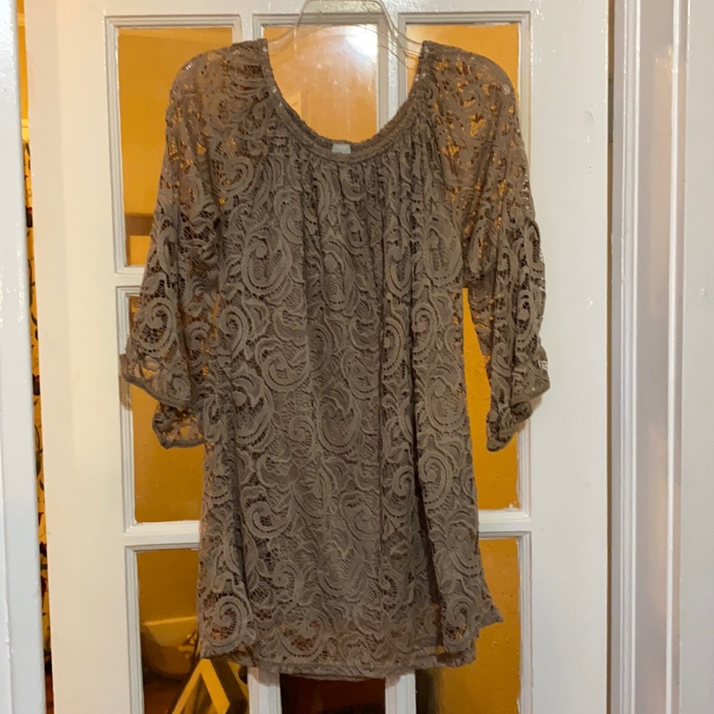 Win Win Full Lace Tunic with flair Sleeves
